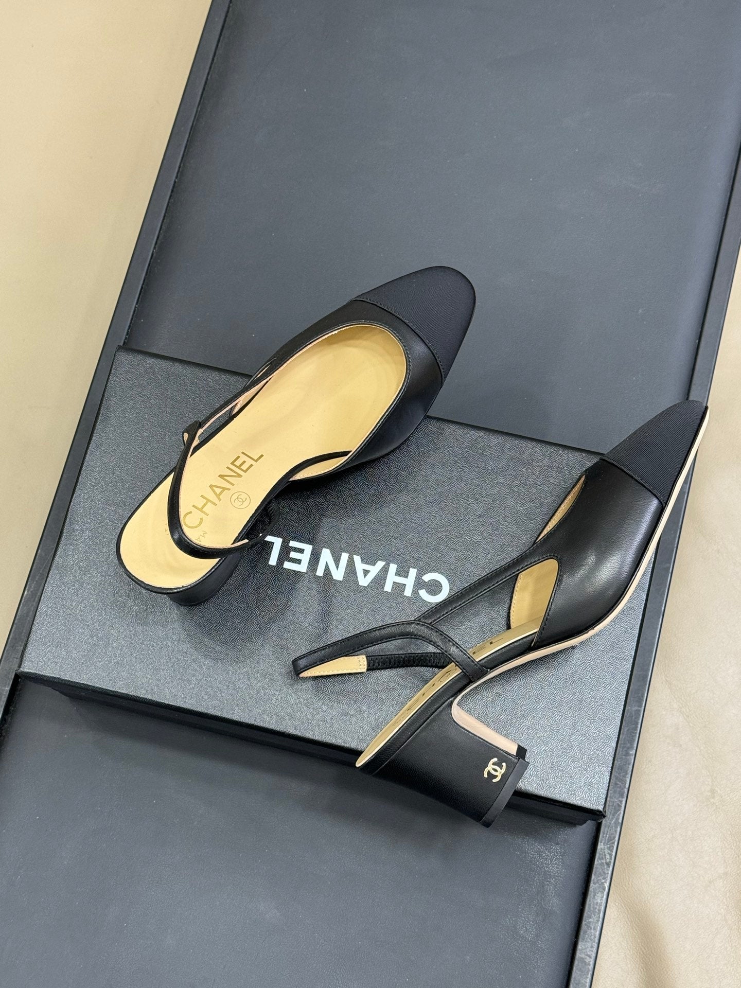 CC Classic Slingback Black Beige Goatskin Black Grosgrain 282286
