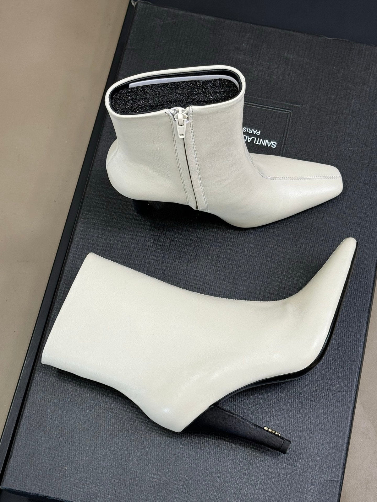 YSL 26s Le Cassandre Boots White Smooth Leather 157722