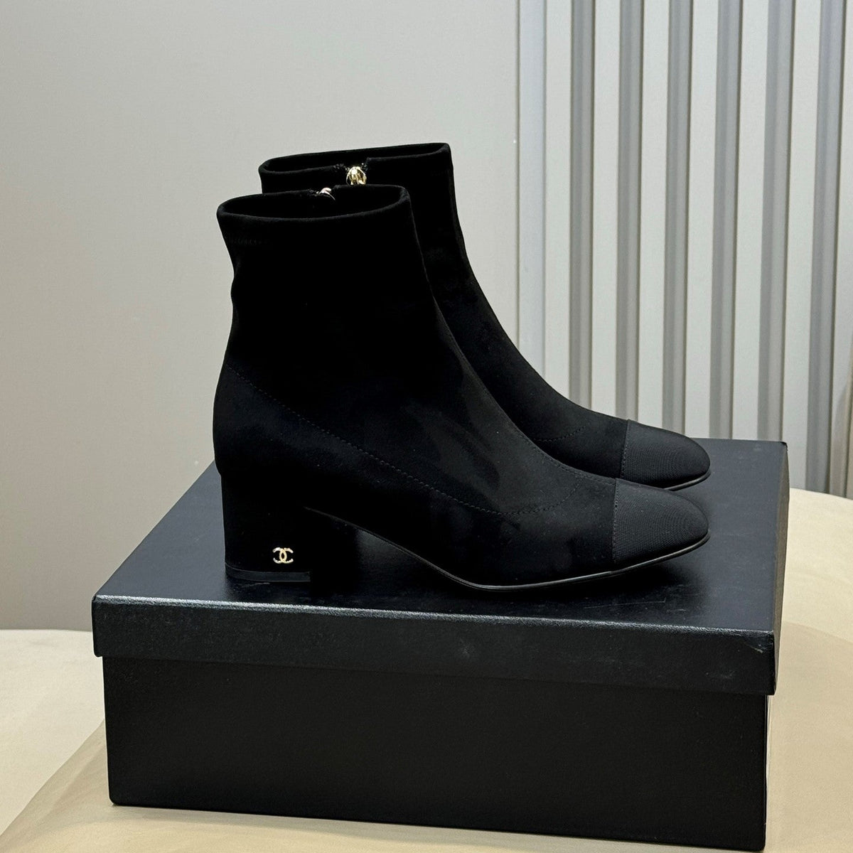 CC 26s Cap-Toe Ankle Boots 5.5cm Black Suede 150312