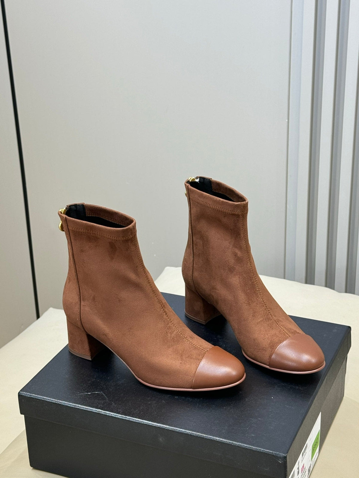 CC 26s Cap-Toe Ankle Boots 5.5cm Brown Suede 150318