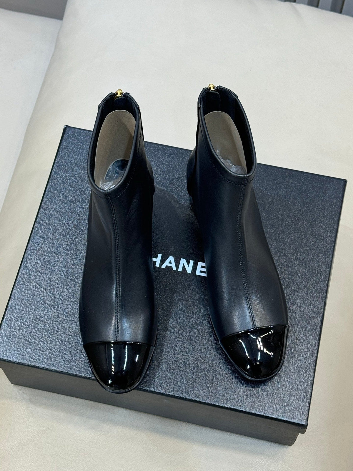 CC 26s Cap-Toe Ankle Boots 5.5cm Black Leather Patent 150314