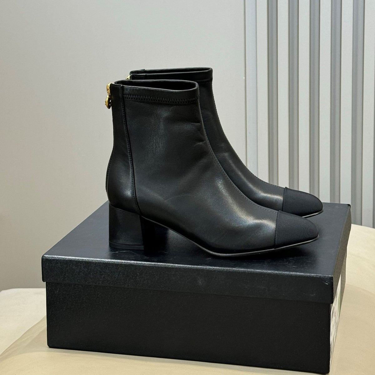 CC 26s Cap-Toe Ankle Boots 5.5cm Black Leather 150315