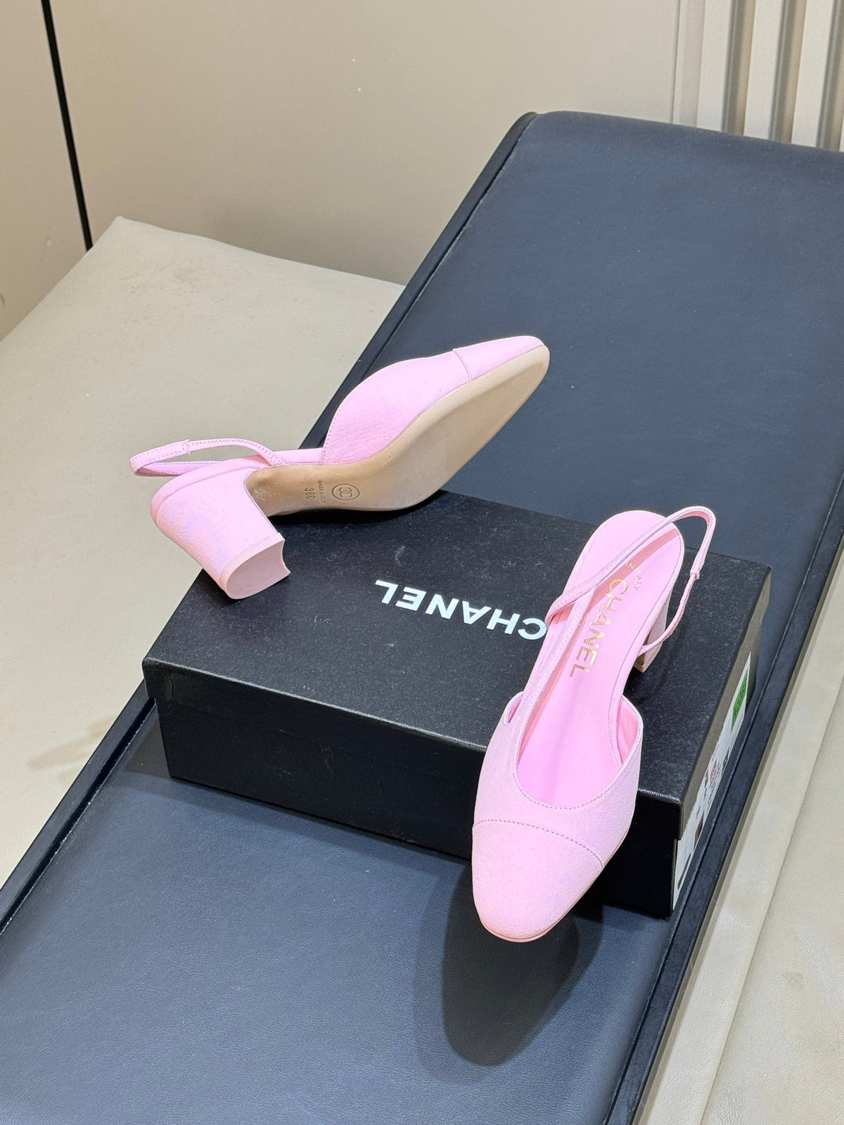 CC 26s Cap-Toe Slingbacks 6.5cm Pink Velvet 150297