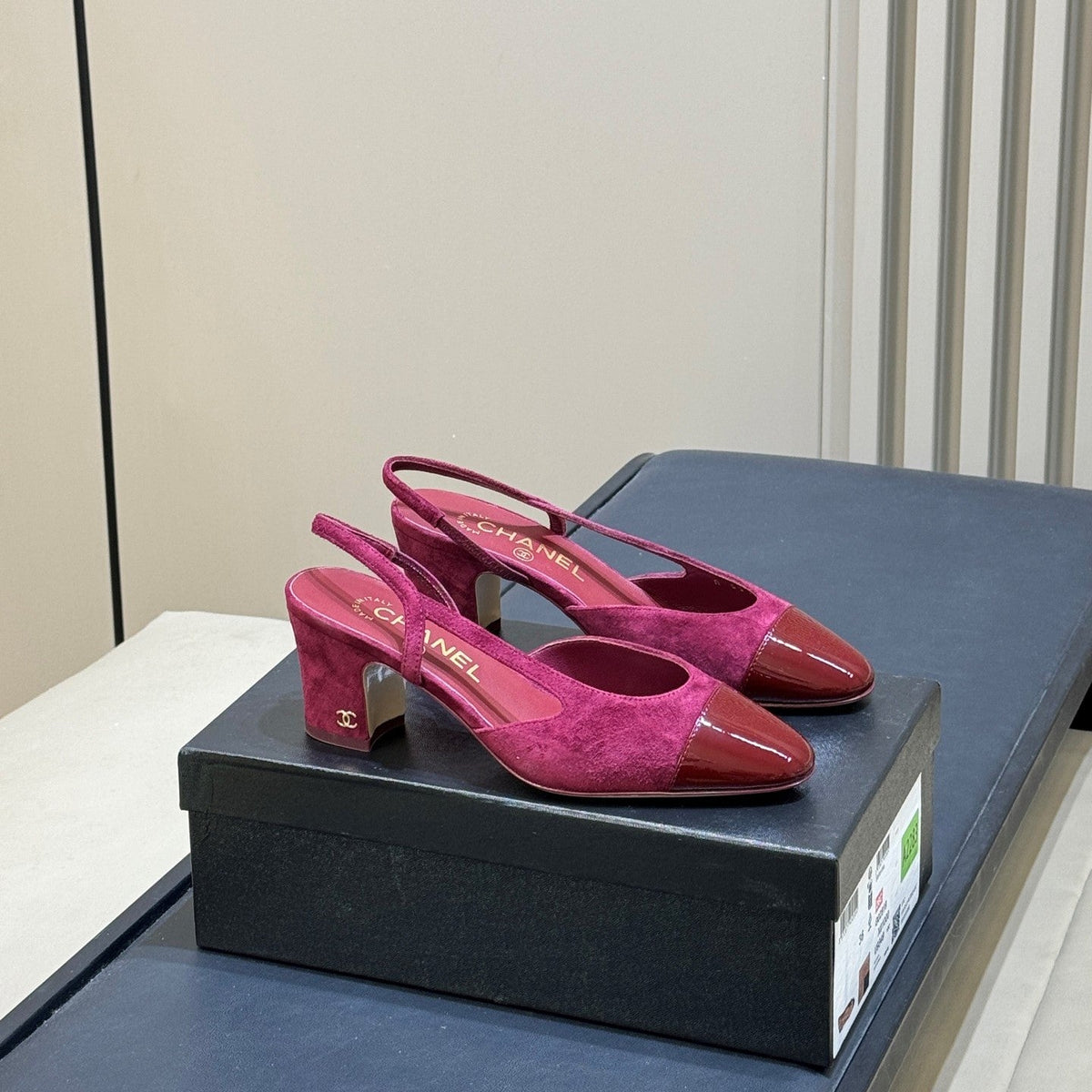 CC 26s Cap-Toe Slingbacks 6.5cm Fuchsia Velvet Patent 150300