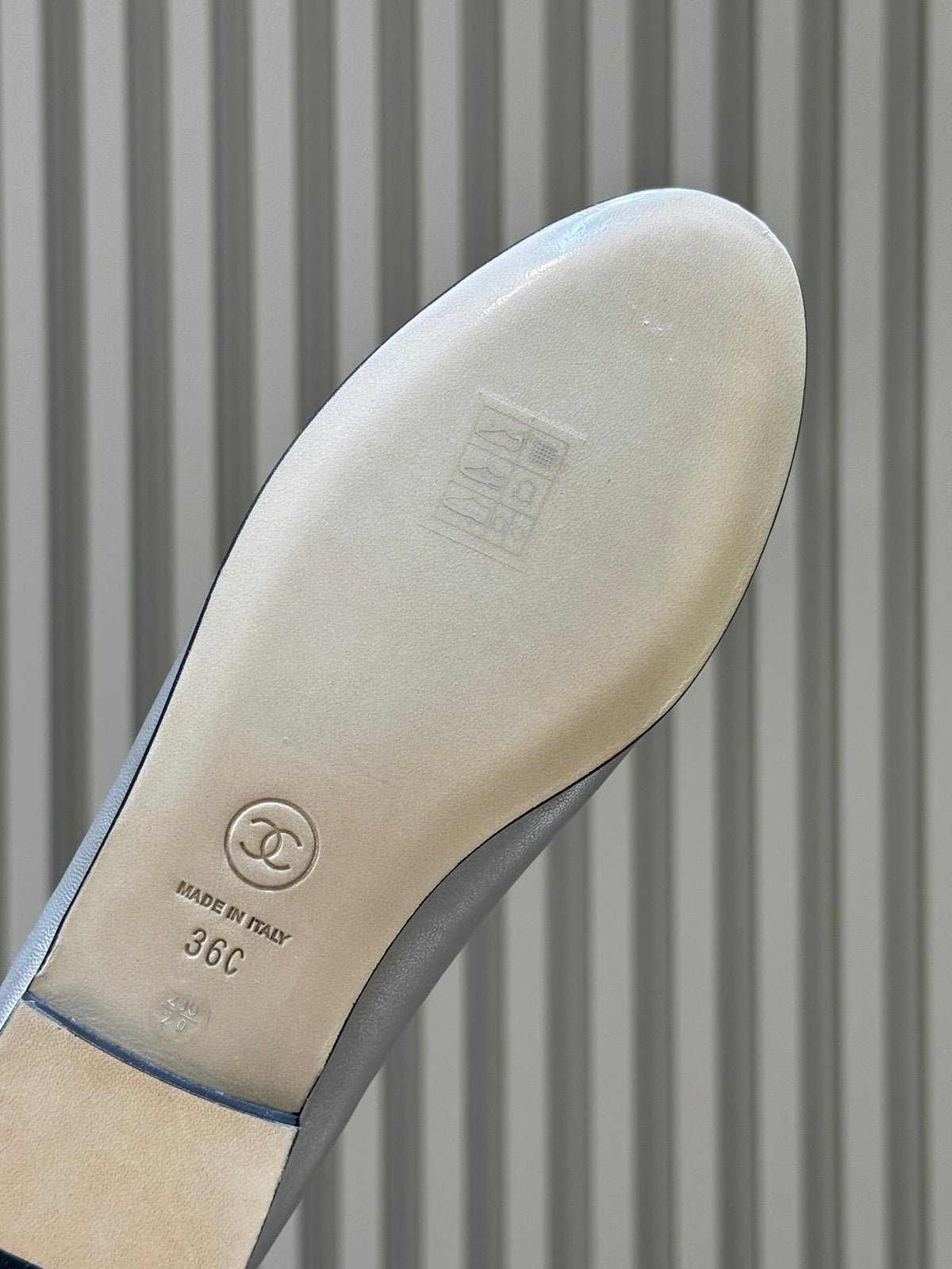 CC 26s Bow Ballet Flats 1cm Silver Black Leather 150303
