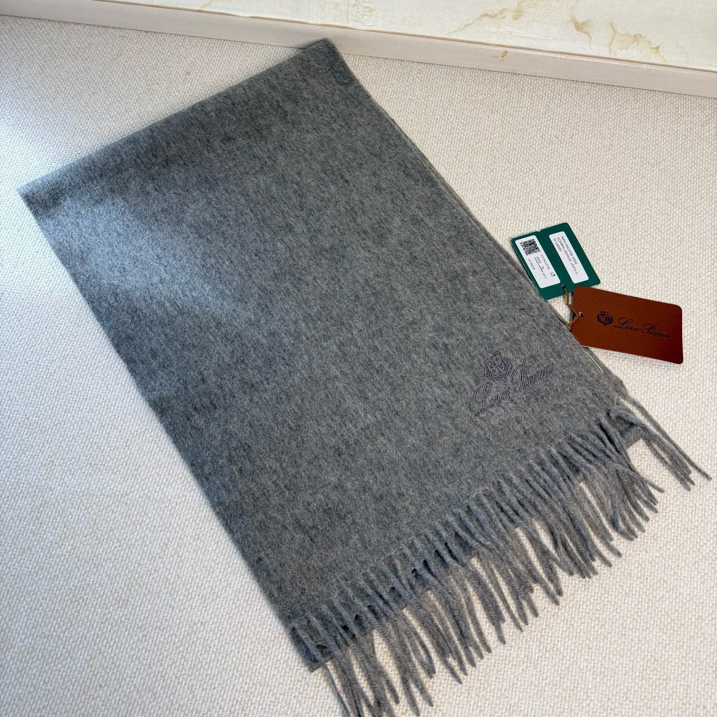 Loro Piana Long Scarf Grey Cashmere 150417