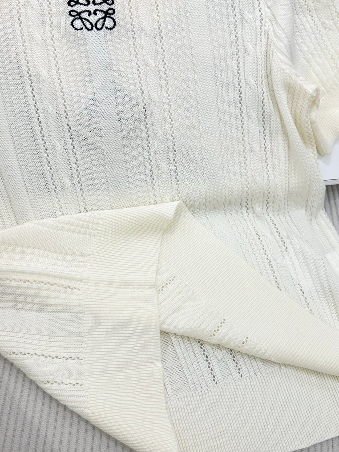 Loewe 26s Short-Sleeve Top Cream Wool 415502
