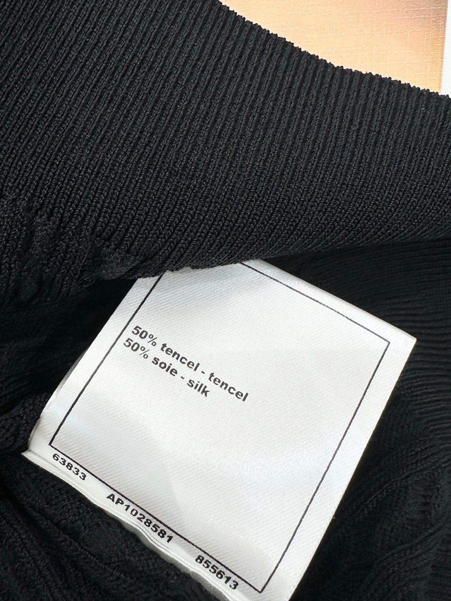 CC 26s Short-Sleeved Top White Black Tencel Silk 415535