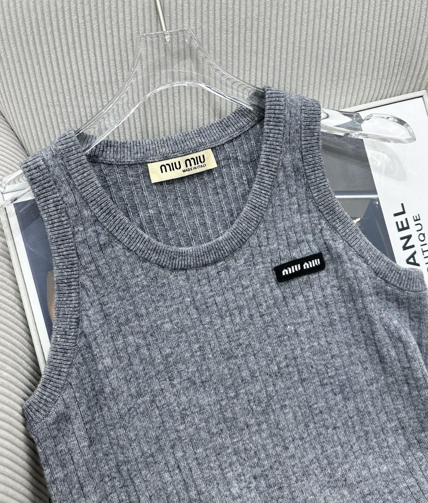 Miu 26s Knitted Vest Top Grey Wool 415564