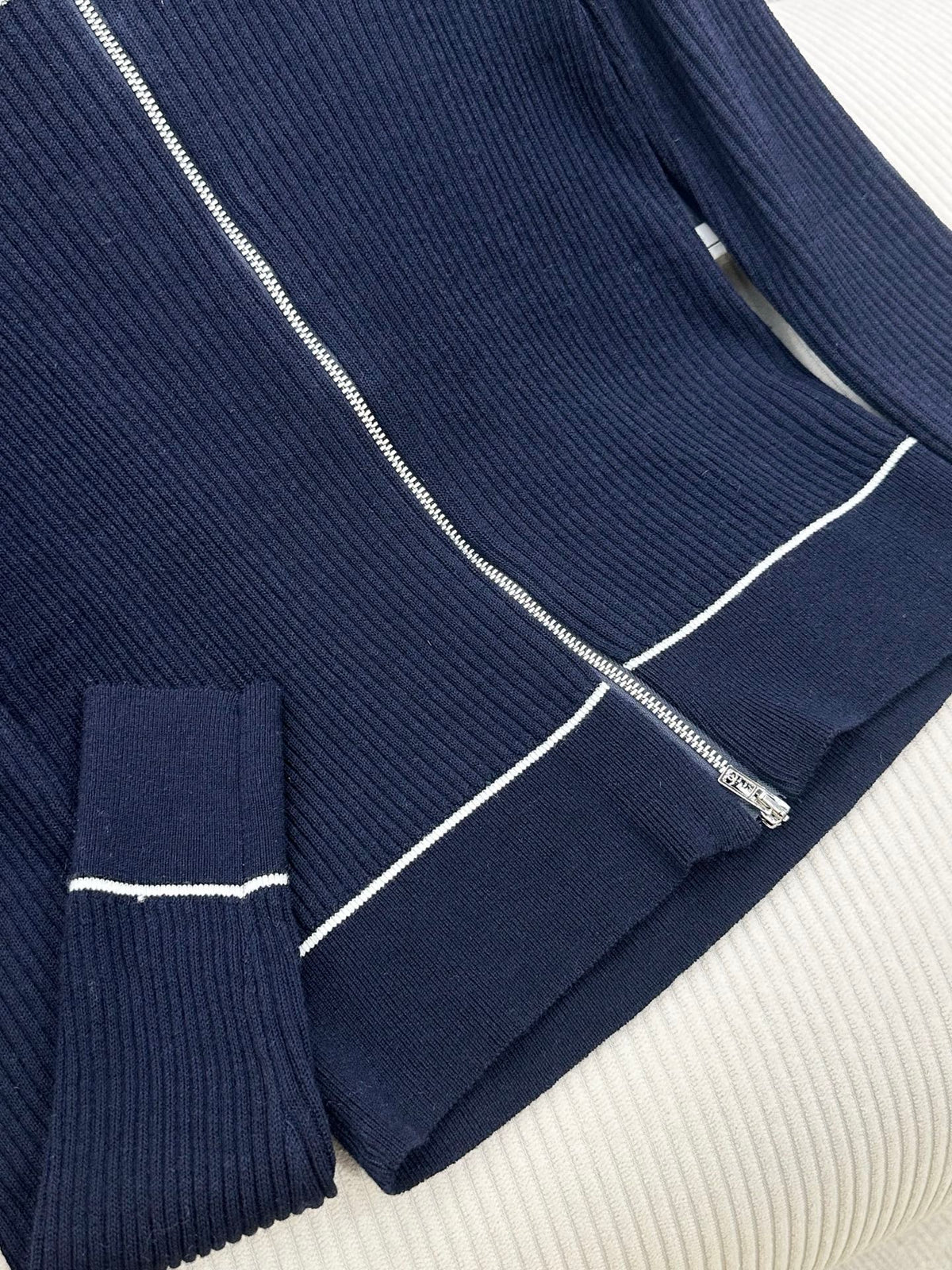 CC 26s Neck Knitted Zipper Cardigan Navy Blue Wool 426271
