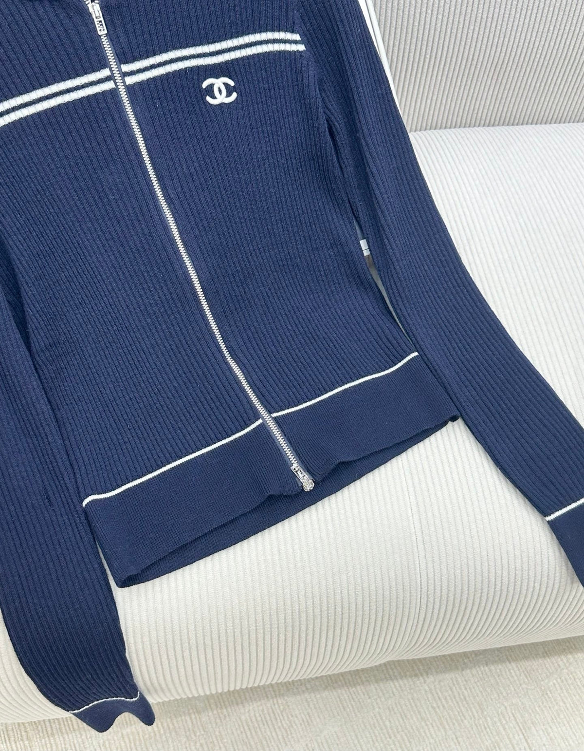 CC 26s Neck Knitted Zipper Cardigan Navy Blue Wool 426271