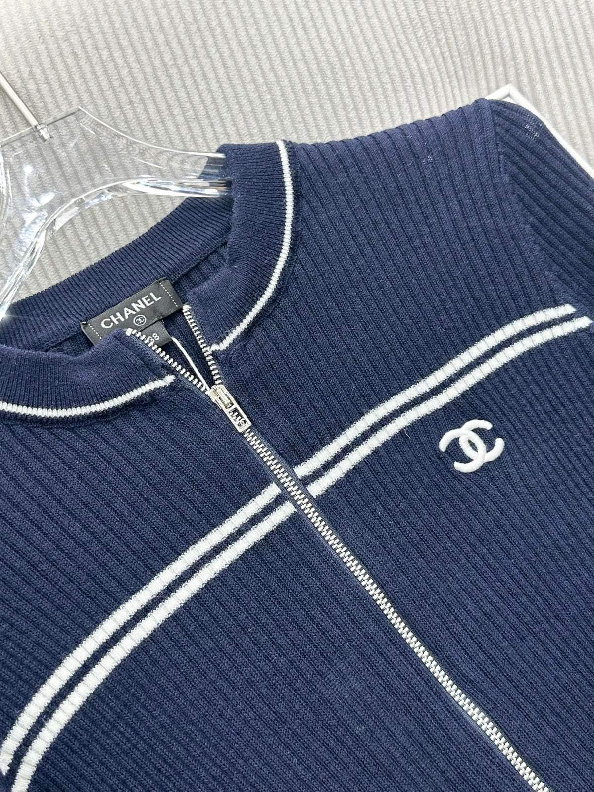 CC 26s Neck Knitted Zipper Cardigan Navy Blue Wool 426271