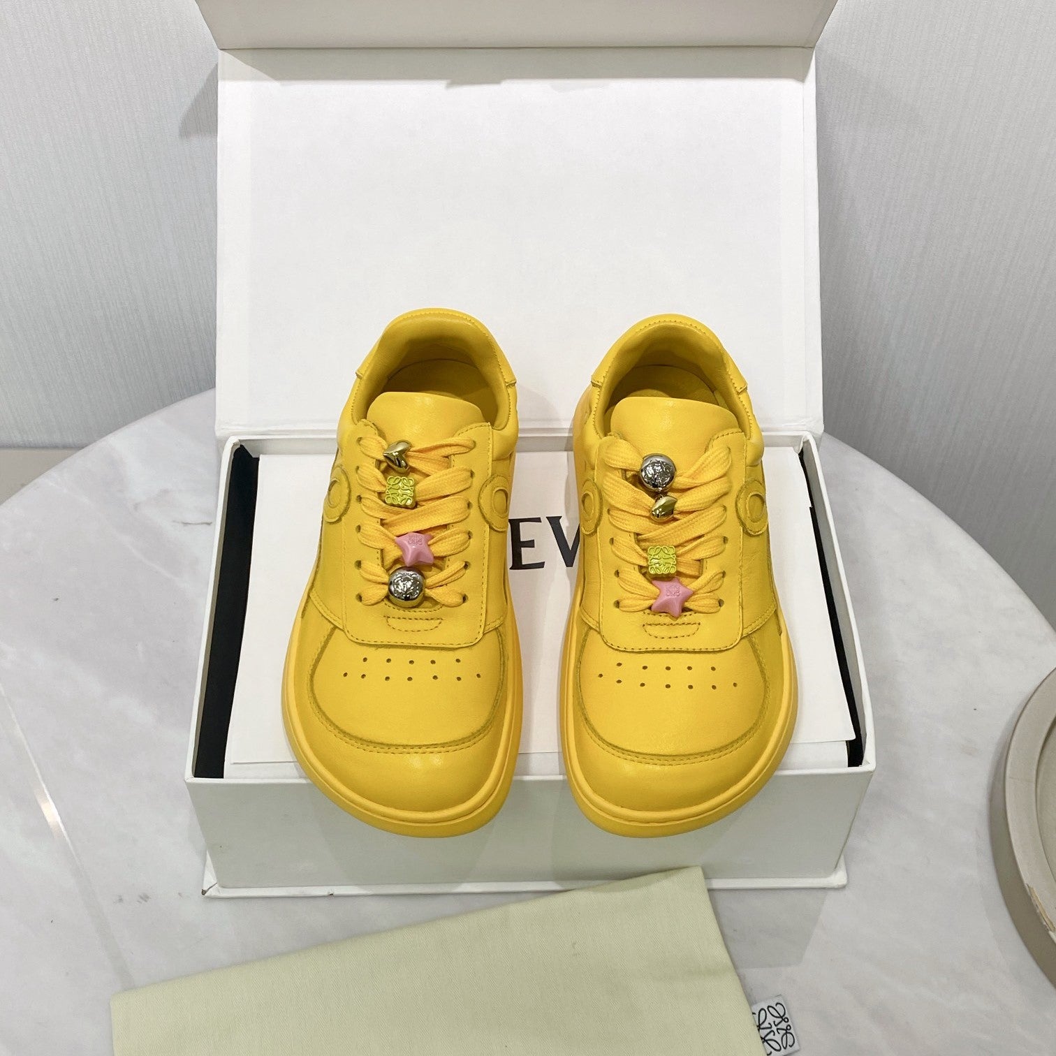 LOEW 26s Jambo Sneaker Yellow Sheepskin 675478