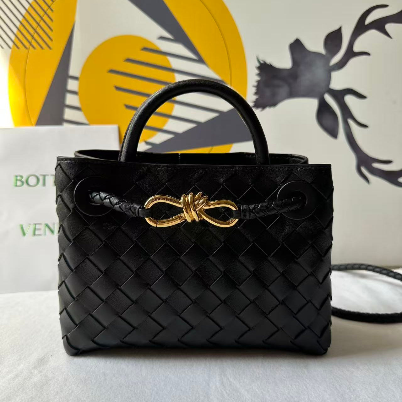BV Small Andiamo Bag 20cm Black Intrecciato Leather 291443