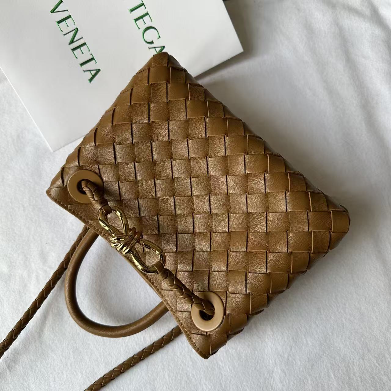 BV Small Andiamo Bag 20cm Muted Brown Intrecciato Leather 291456
