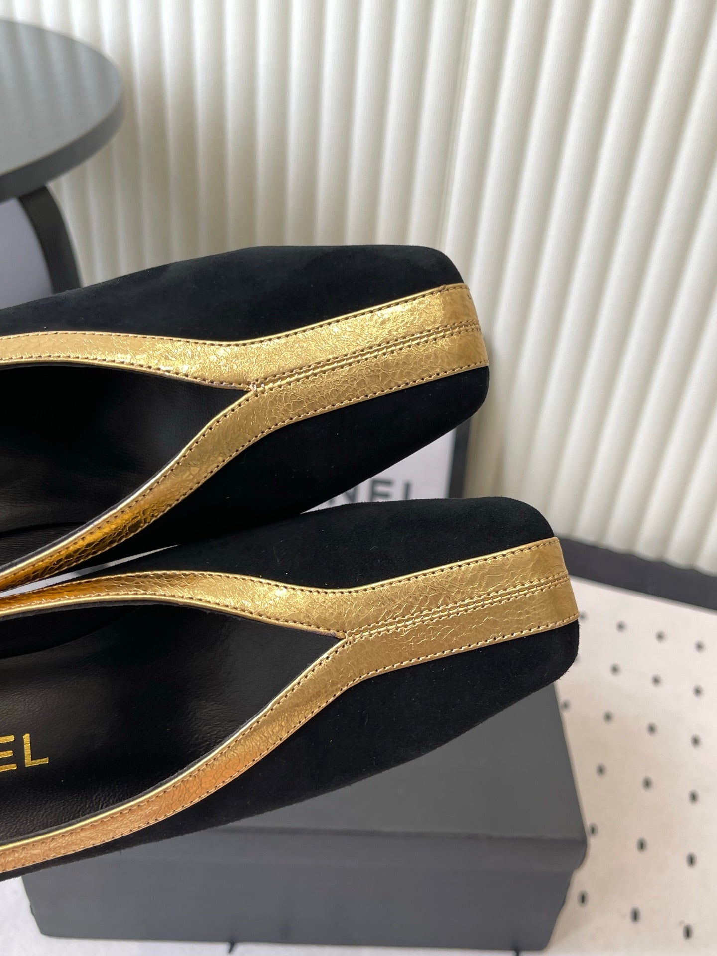 CC 26s Matthieu Blazy Pump 9.5cm Black Suede 807482