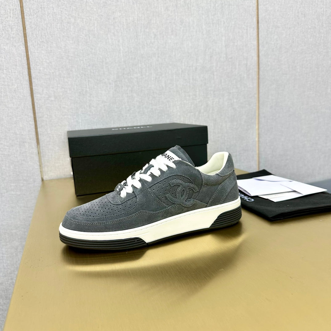 CC 24C Cruise Sneakers Grey Suede 980929