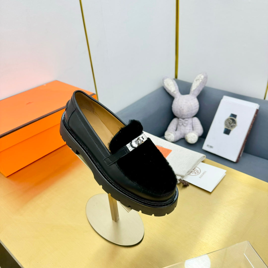 HM Icone Loafer Black Shearling Clalfskin