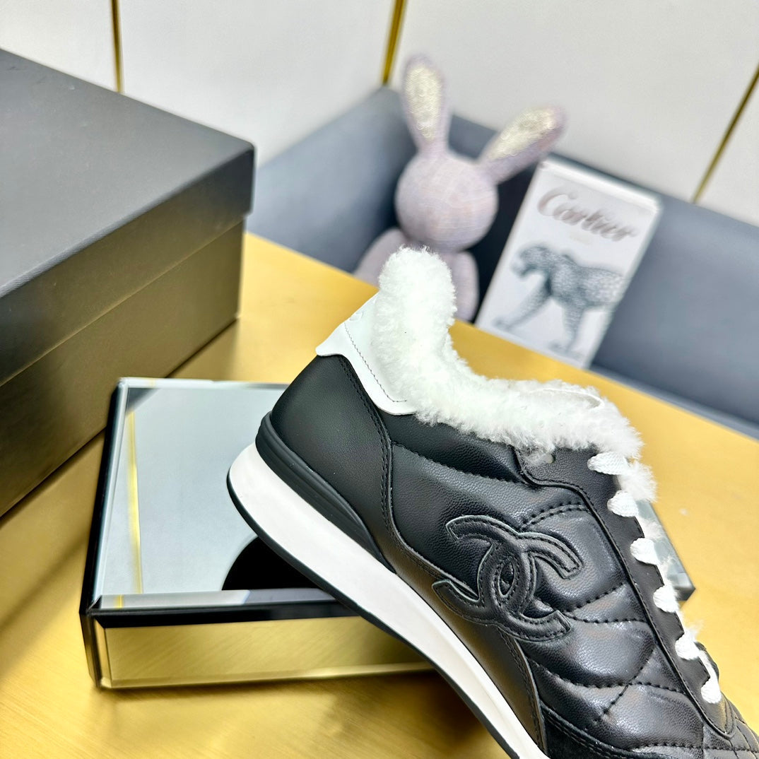 CC Low Sneaker Black Wool Cowhide 413856