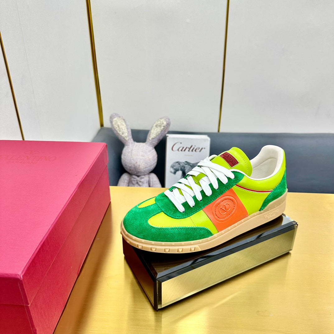 VT 26s Upvillage Sneakers Green Orange Suede Leather 927025