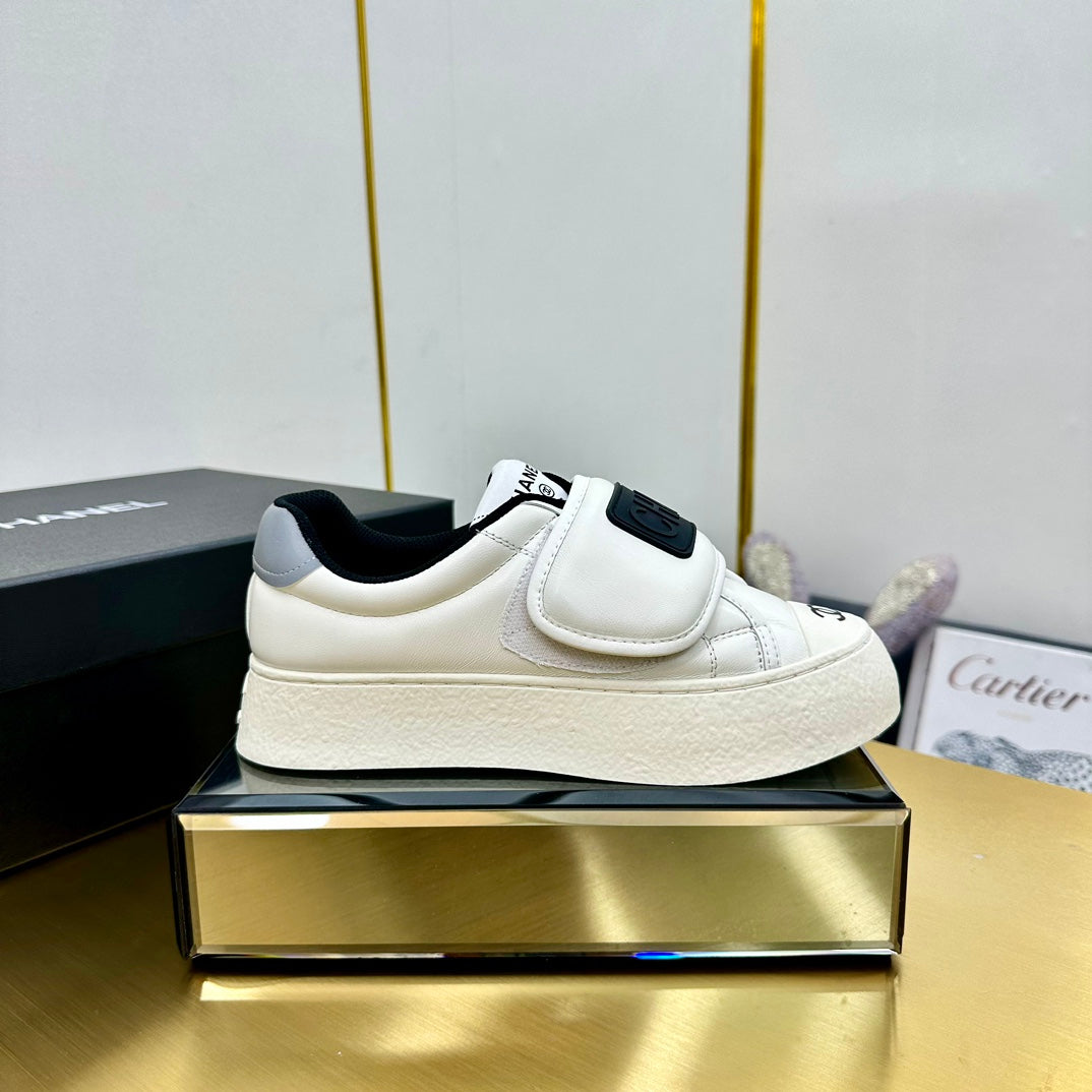 CC Velcro Strap Sneaker Black White Sheepskin 832627