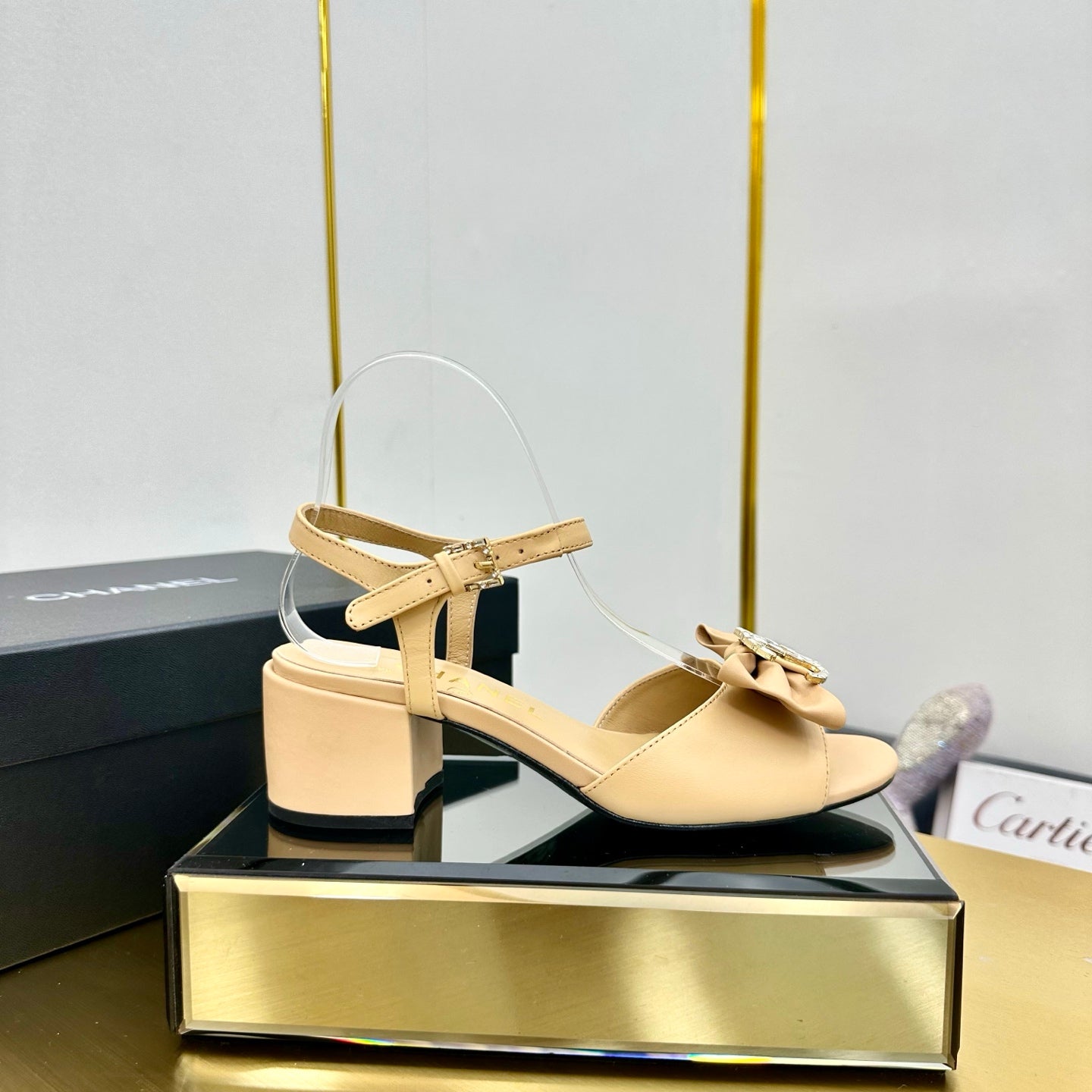 cc 25 bow sandal 50mm beige sheepskin 238486