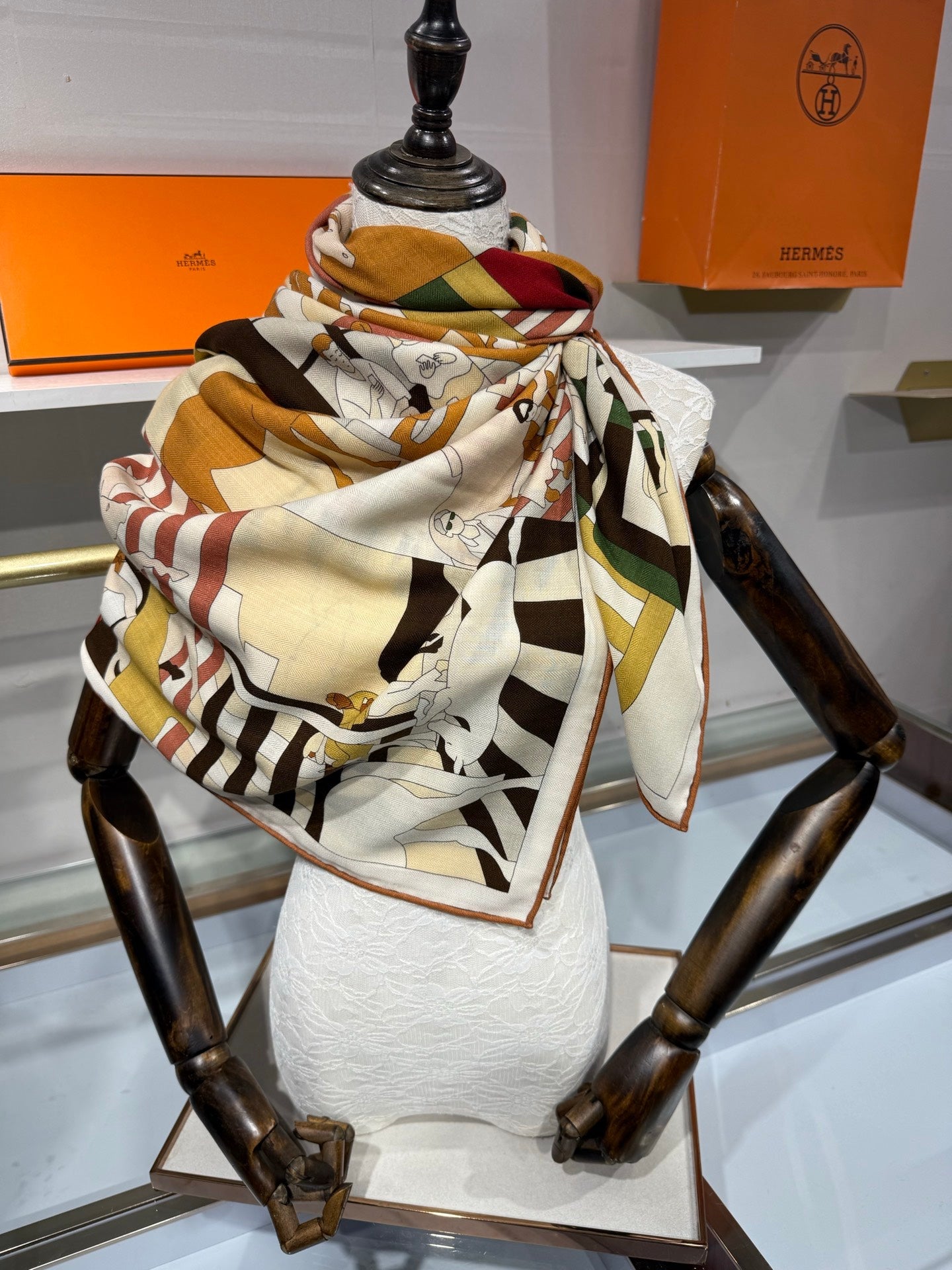 HM 26s 140x140cm Mon Cheval et Moi Scarf Cashmere Silk 214215