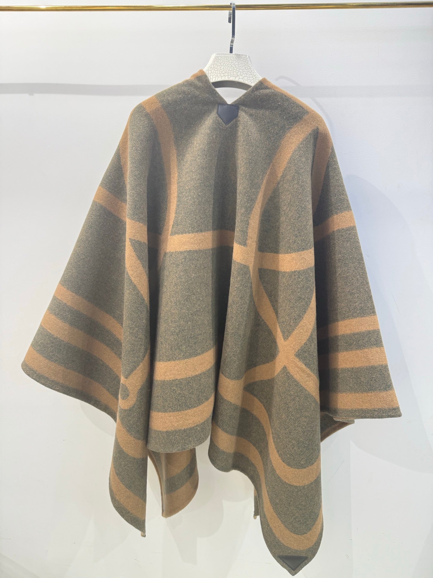 HM 26s Striped Reversible Cape/Shawl 216453