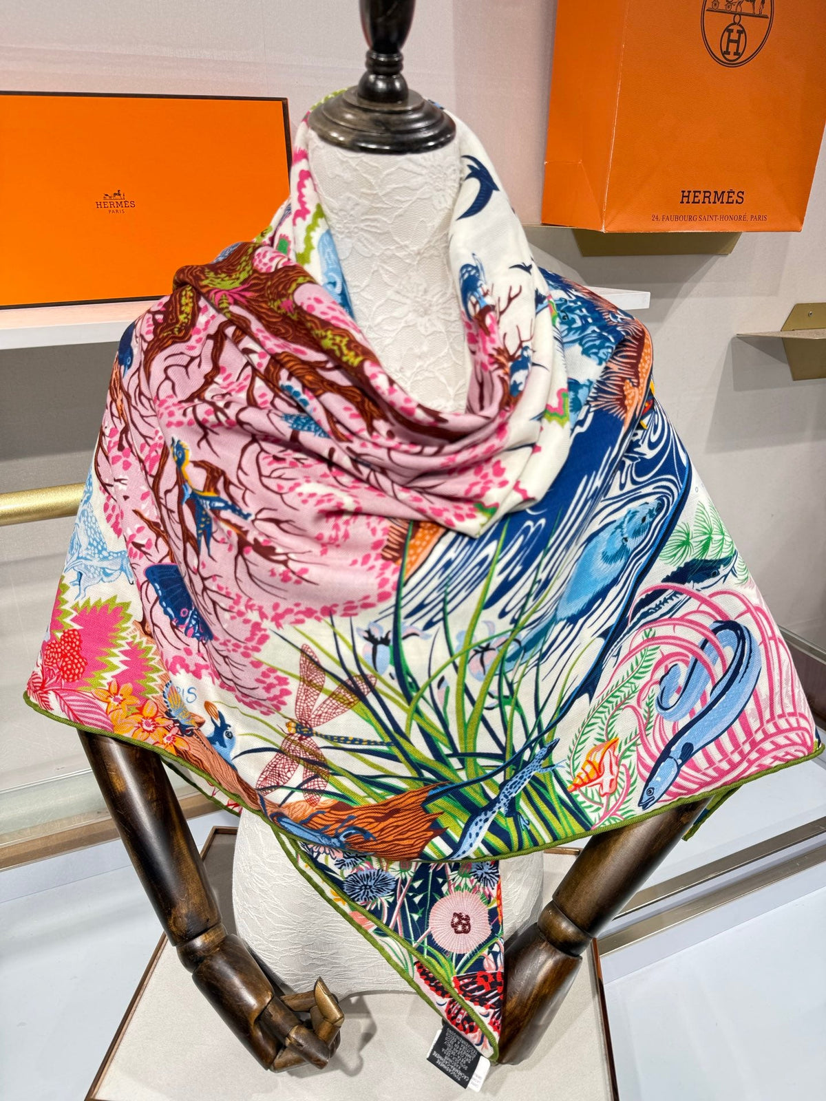HM 26s Scarf 140 In Cashmere And Silk 217518