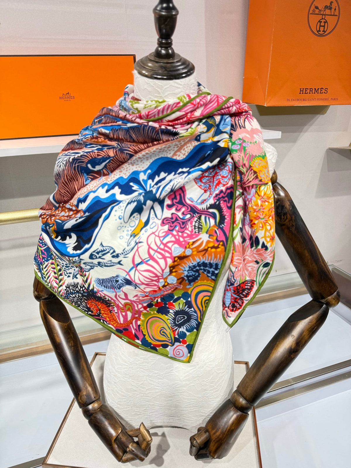 HM 26s Scarf 140 In Cashmere And Silk 217518