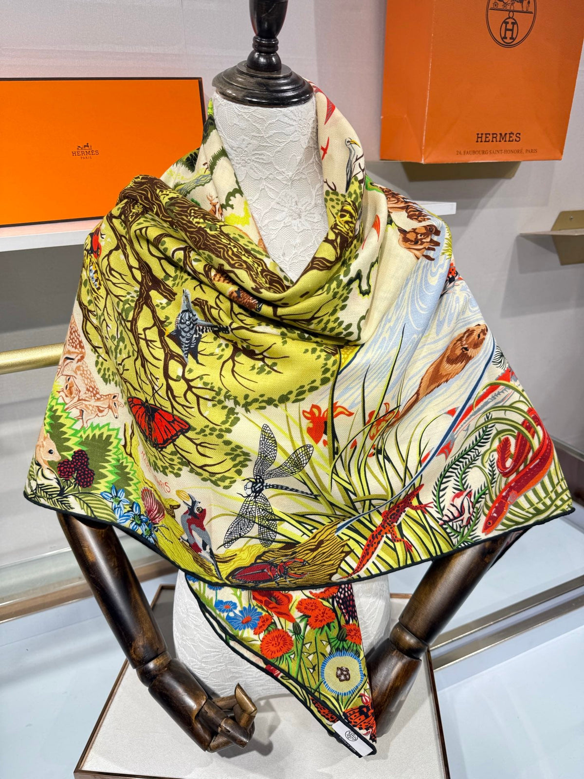 HM 26s Scarf 140 In Cashmere And Silk 217522