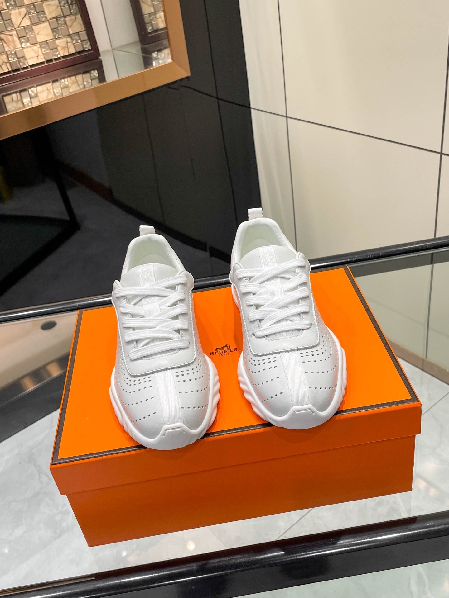 HM 26s Neon Sneaker White Sheepskin 846397