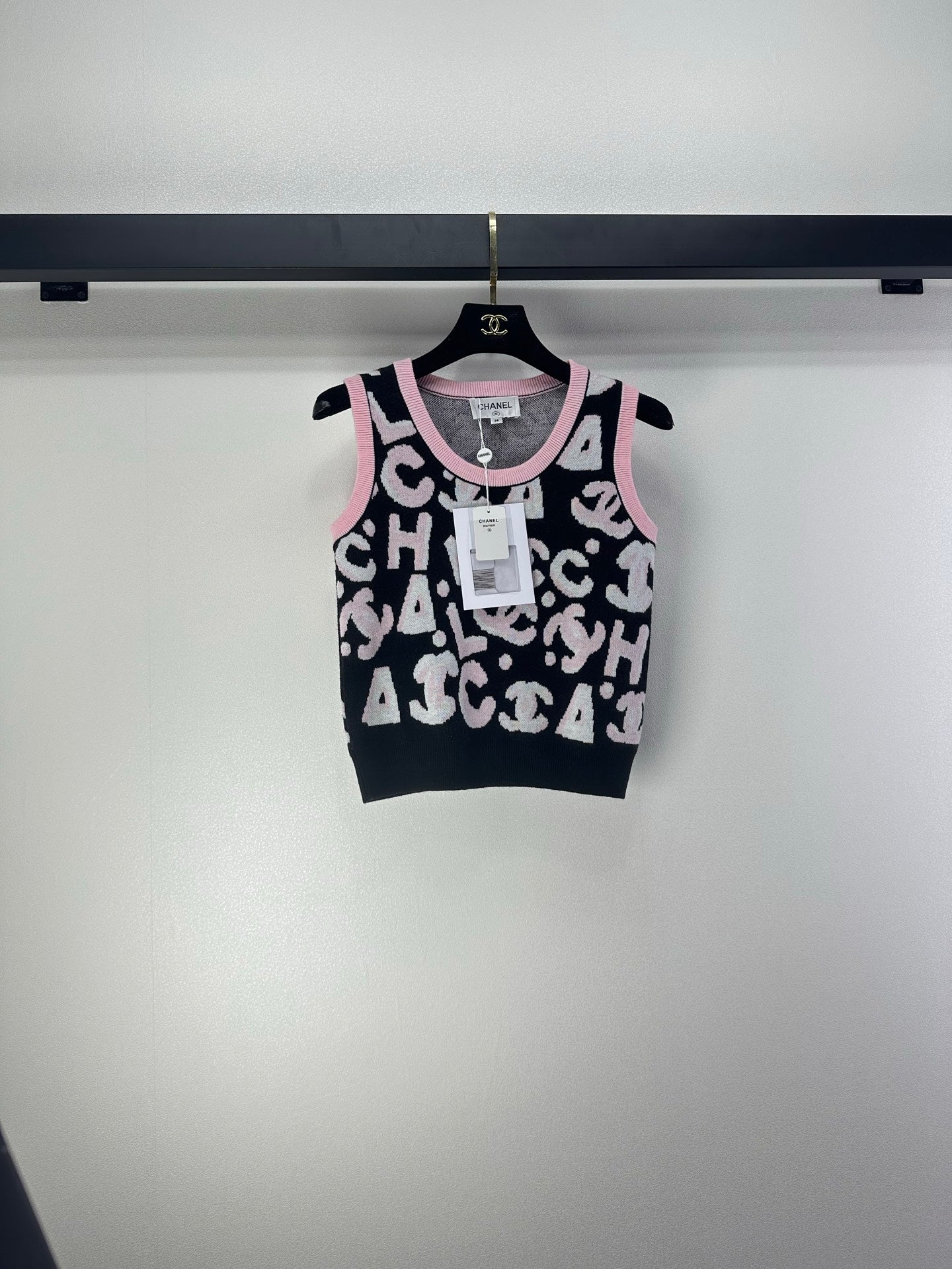 CC Vest Black Pink Wool Nylon 345983