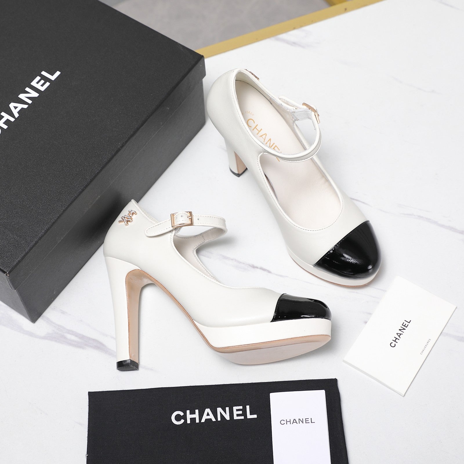 CC Buckle Platform Pumps 100mm White Lambskin 425879