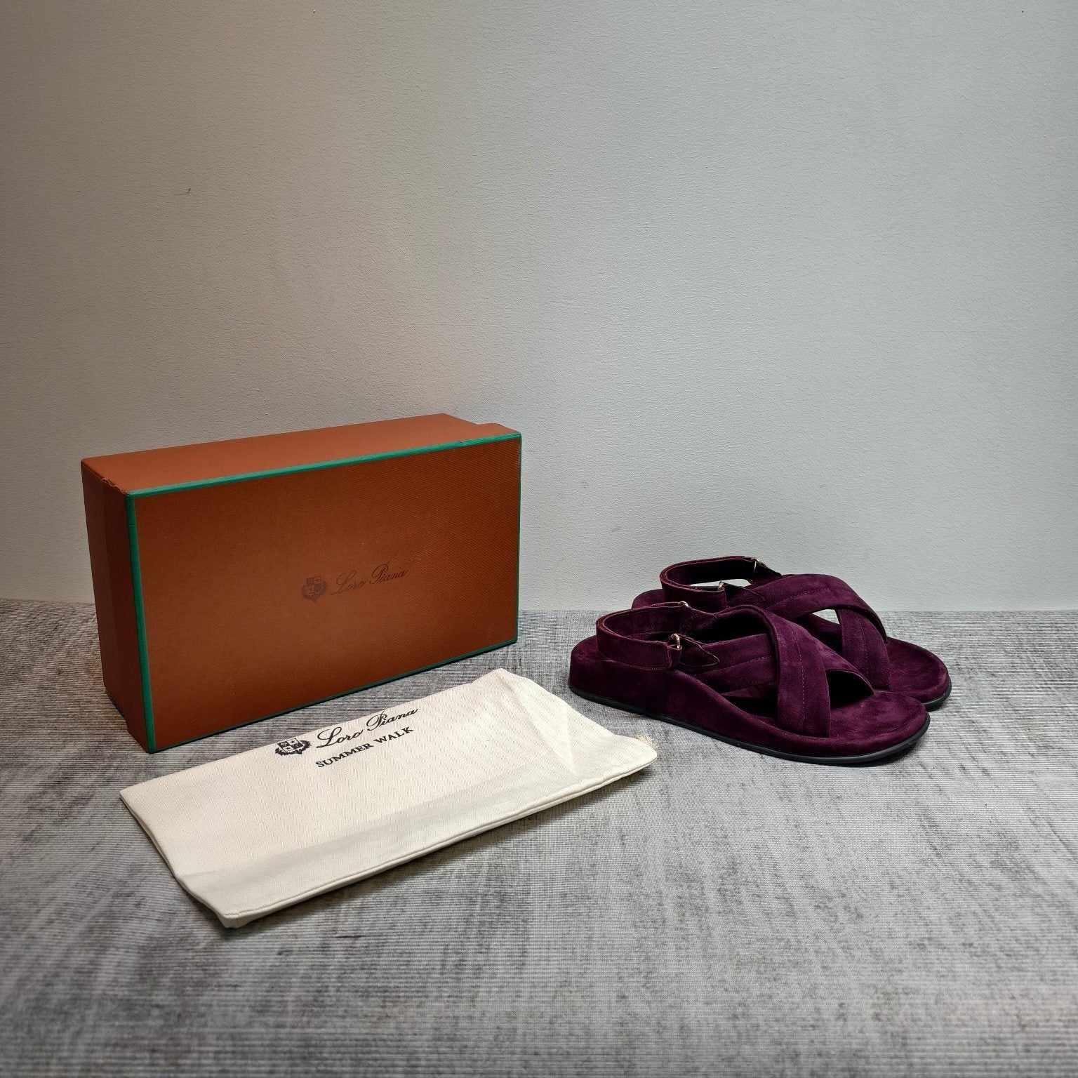 LP 26s Hector Sandal Burgundy Suede 864863