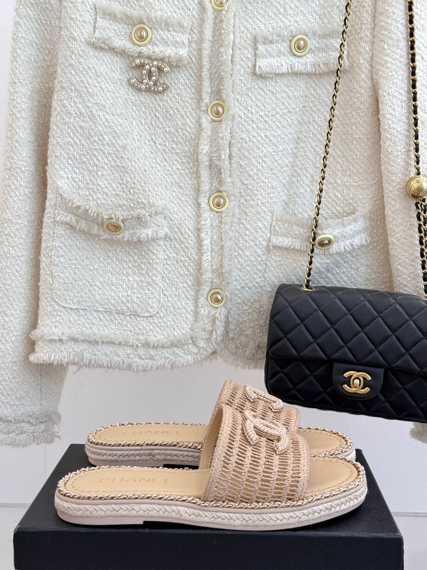 CC Mesh Hollow Chain Double C Thick-Soled Slippers 20mm Beige 265645