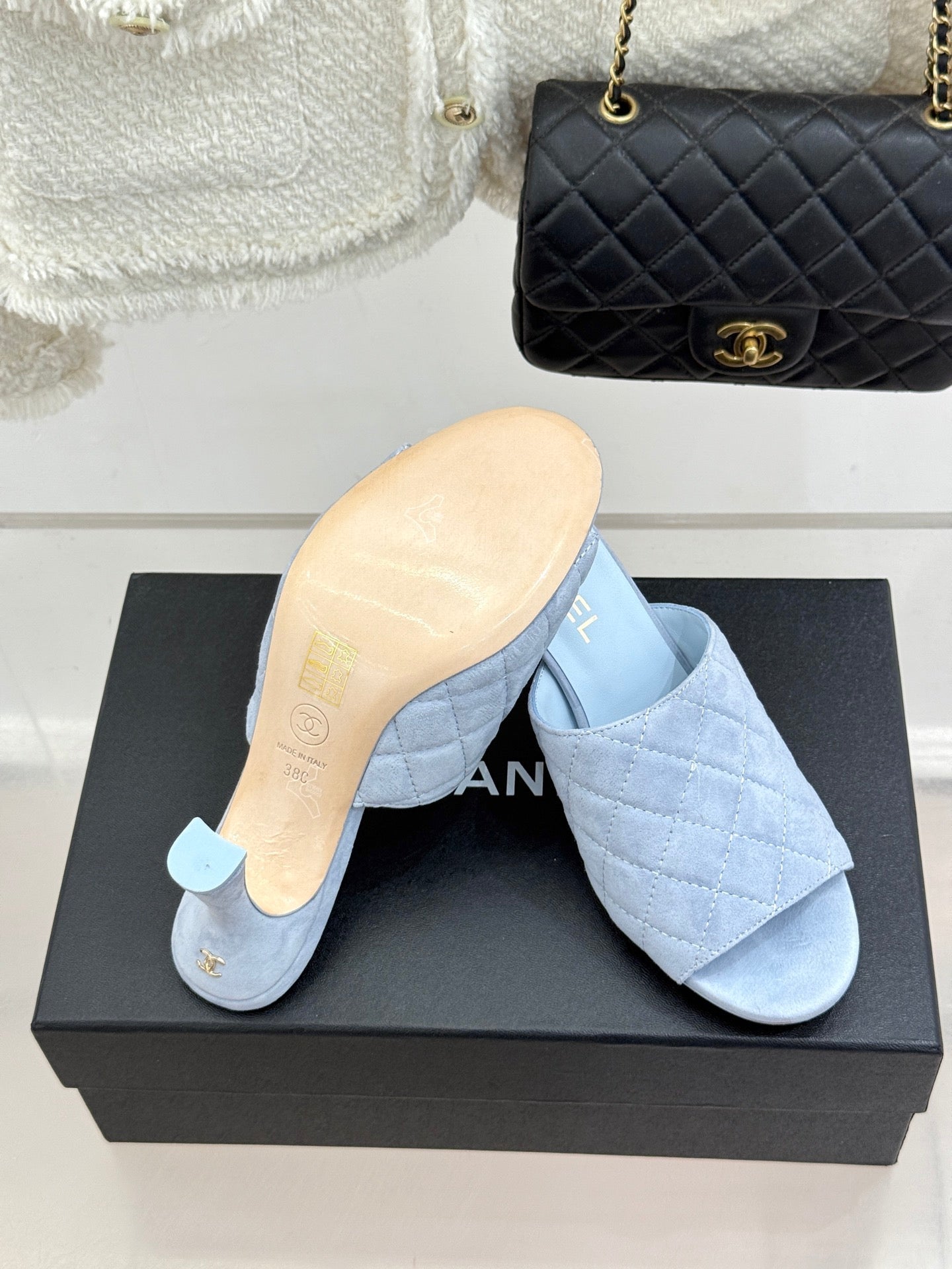 CC 26s High-Heeled Sandals Light Blue Diamond-Patterned Suede 920298