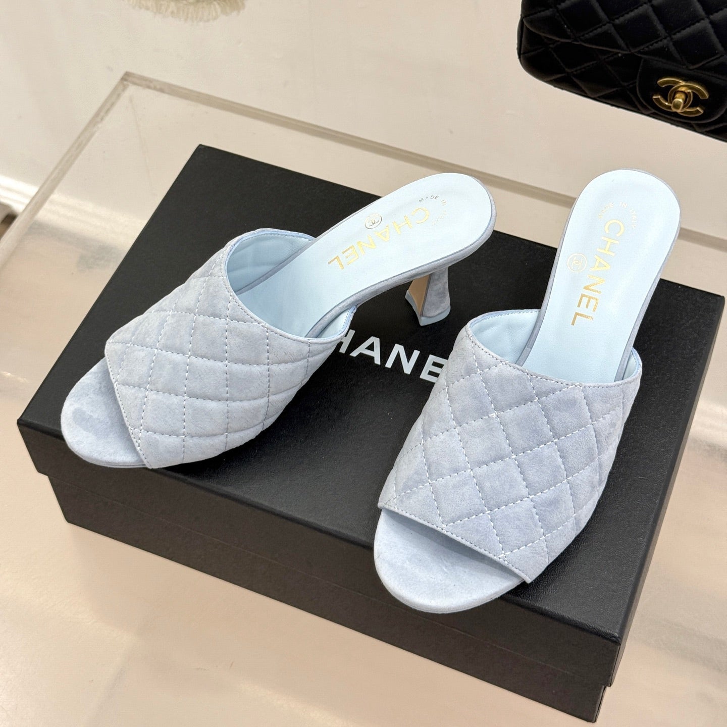 CC 26s High-Heeled Sandals Light Blue Diamond-Patterned Suede 920298