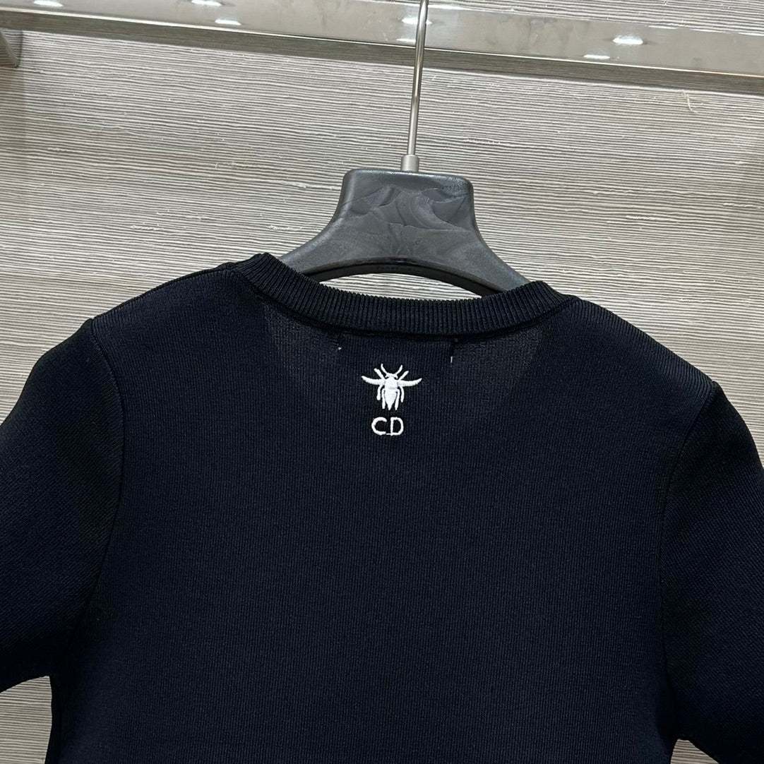 CD 25 Star Embroidery Knitted Short-sleeved Top Black Tencel Wool