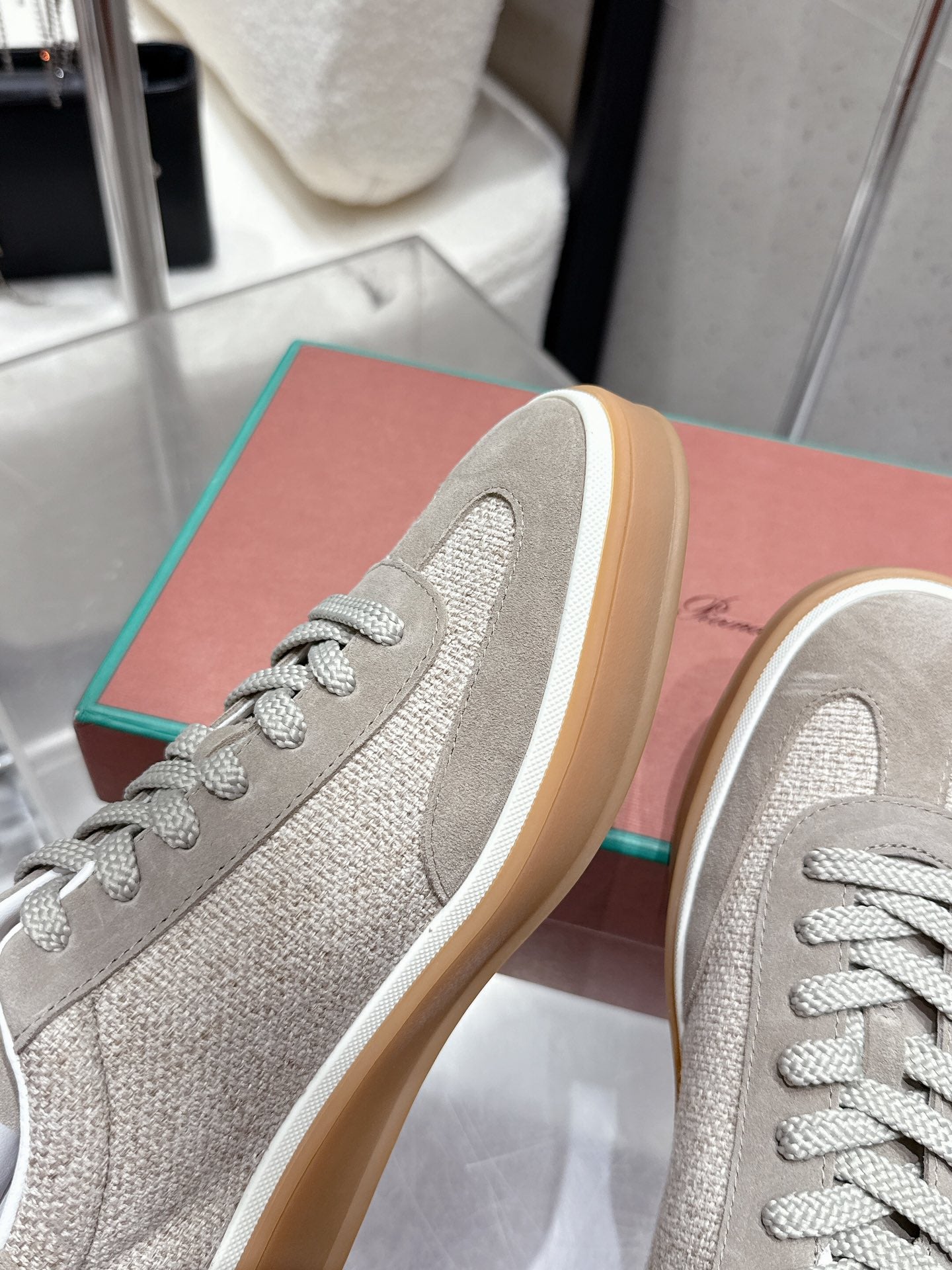 LP Tennis Walk Sneaker Light Grey Suede Cotton 513543