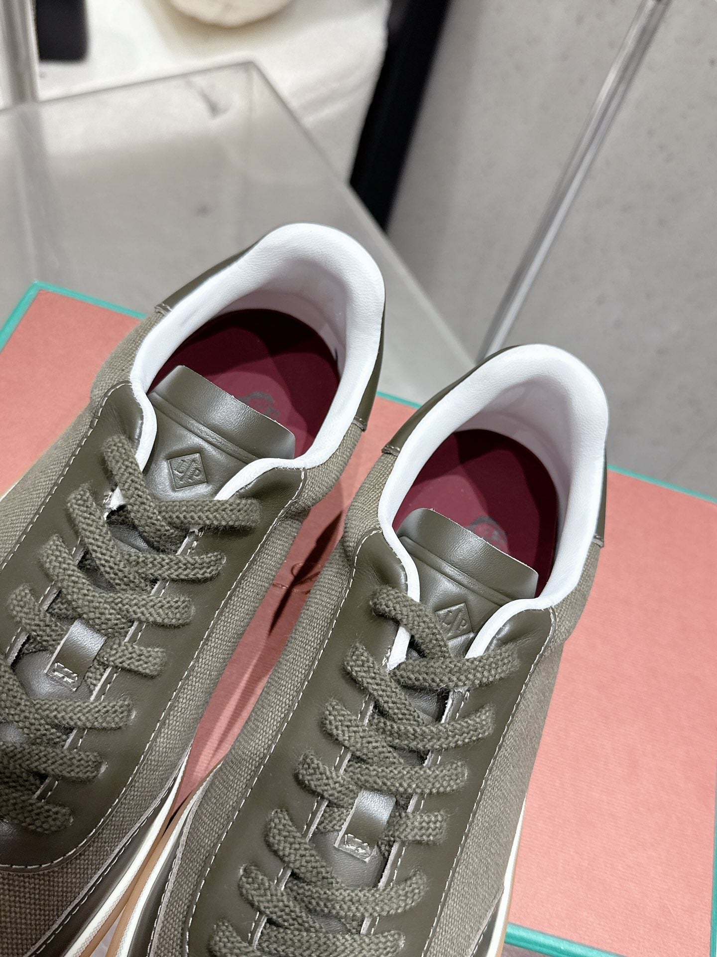 LP Tennis Walk Sneaker Dark Olive Cowhide Canvas 513544
