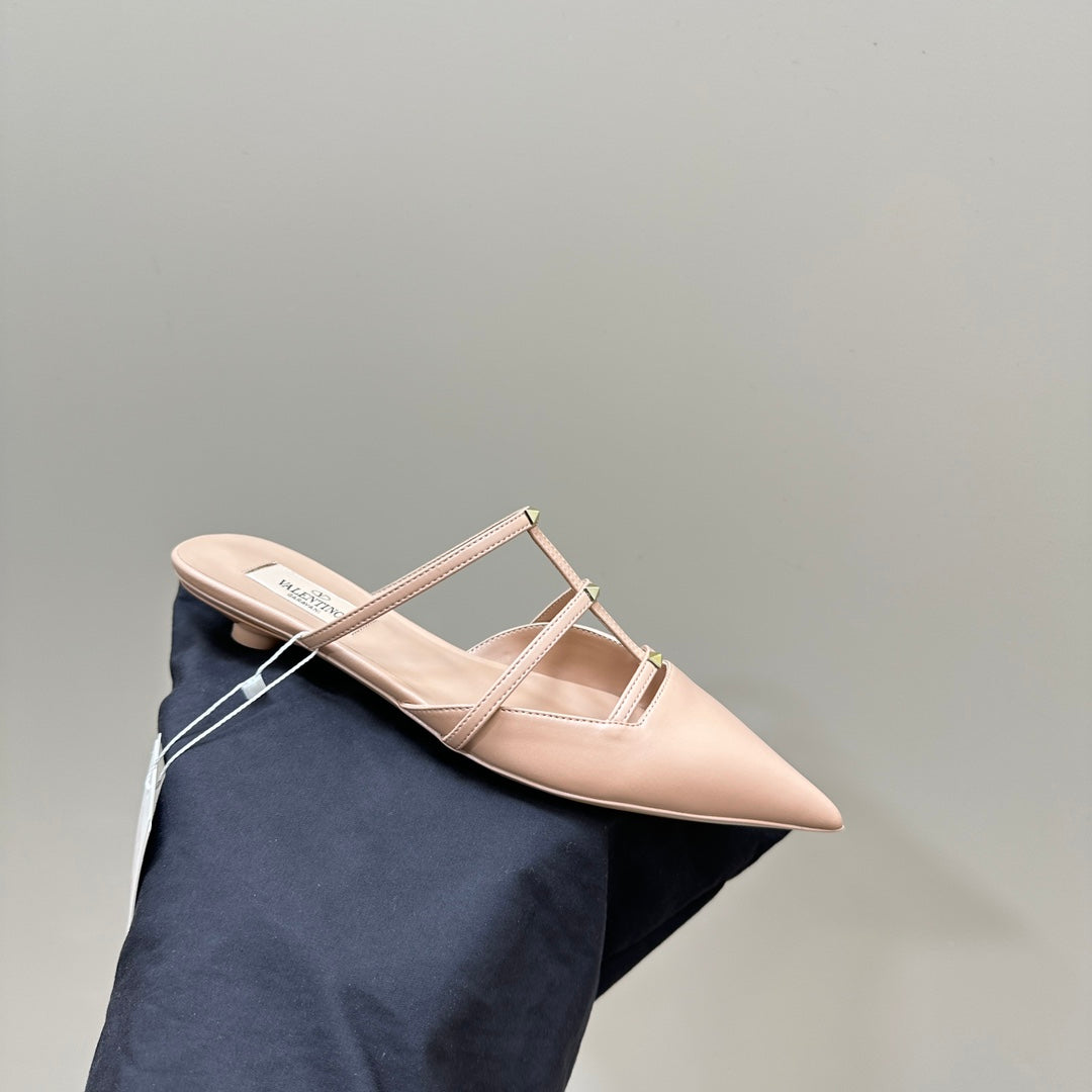 Valentino Rockstud Wispy Nude Tan Calfskin Mule 20mm