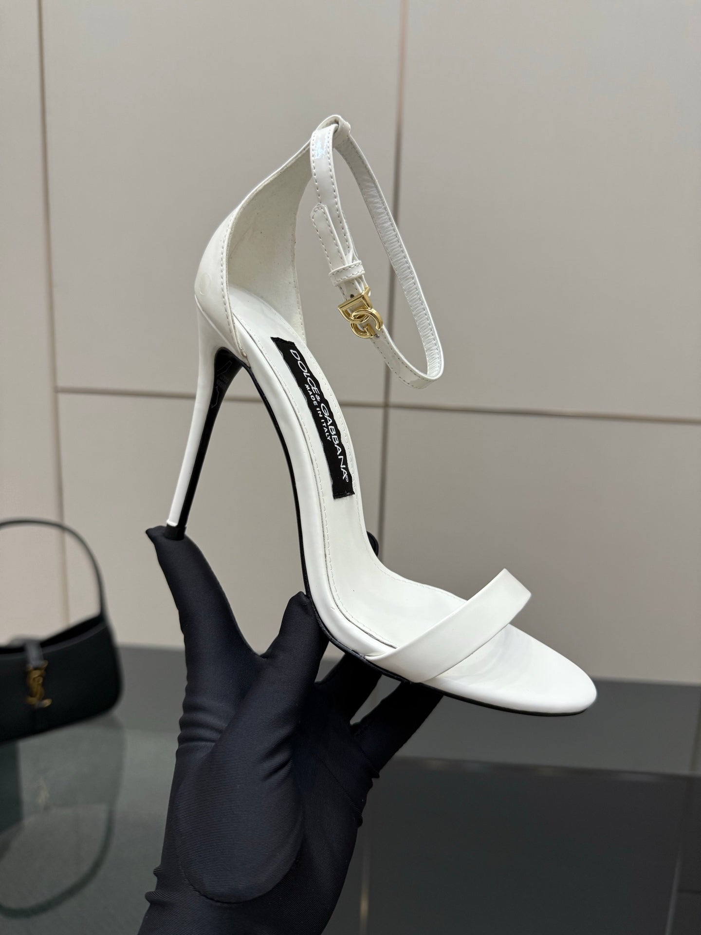 DC 25 Buckled High-Heeled Sandals White Patent Leather & Sheepskin 326382