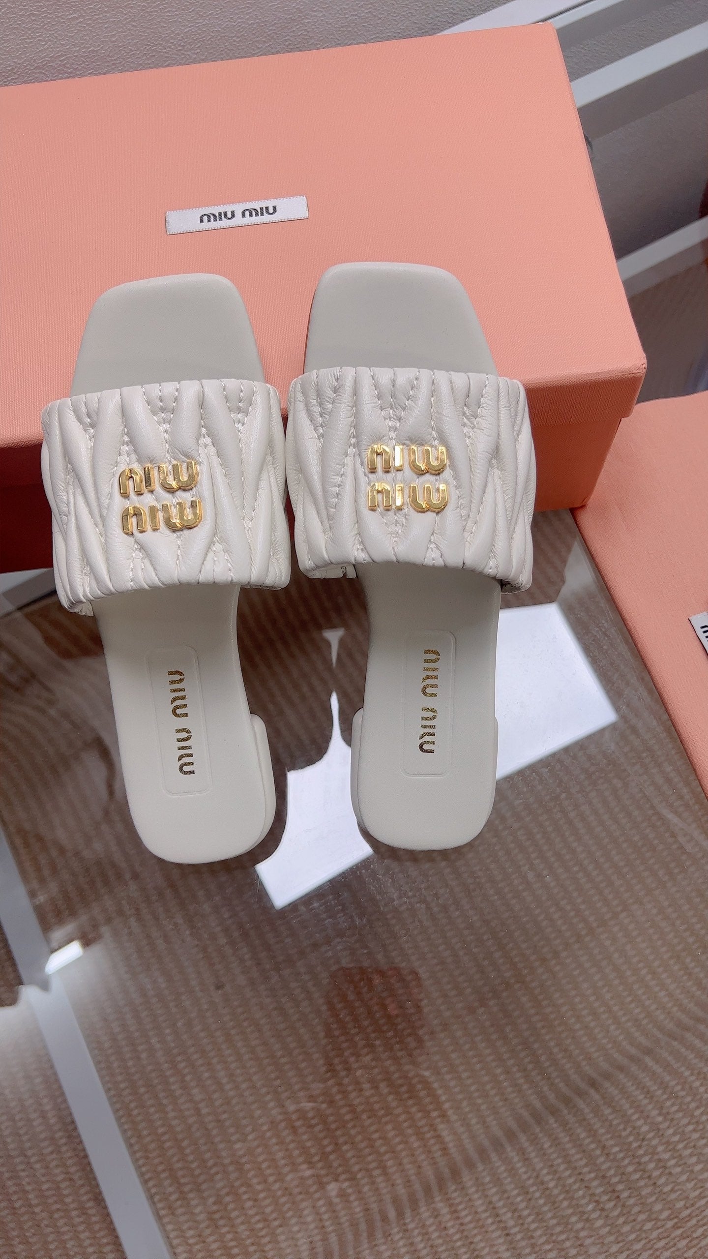 Miu Matelassé Slides Light Grey Leather 739555
