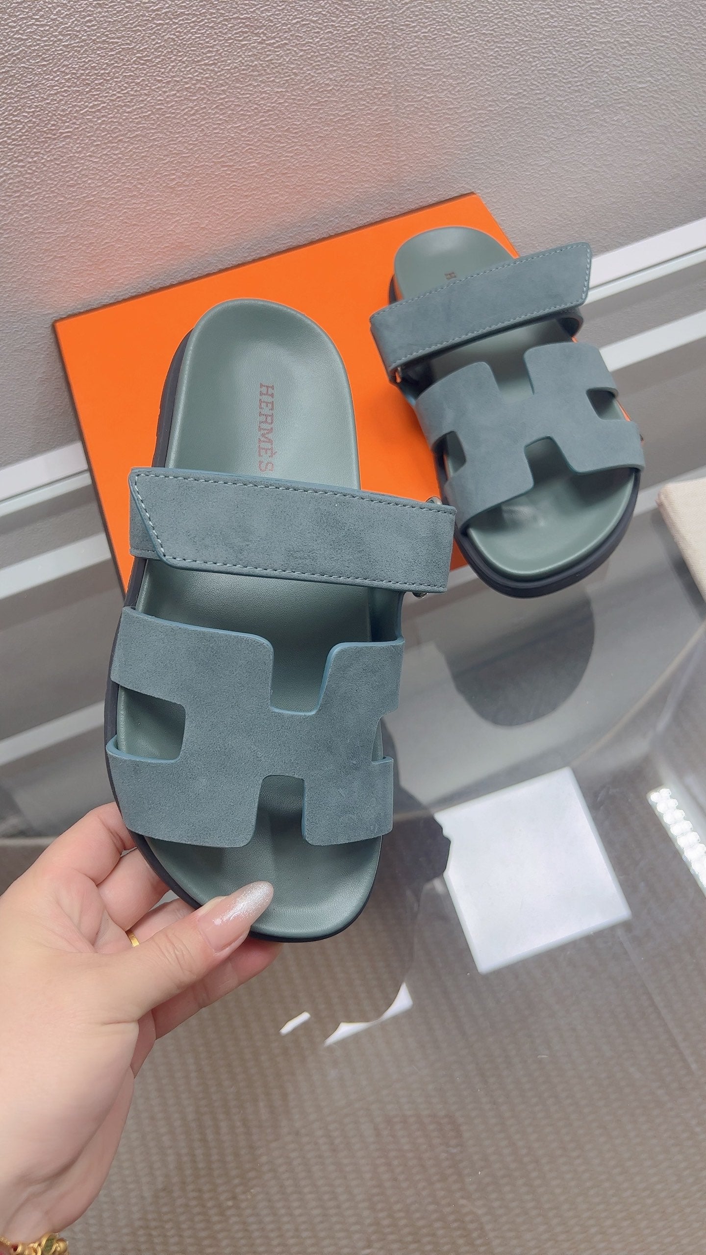 HM Chypre Sandal Clay Grey Suede 827520