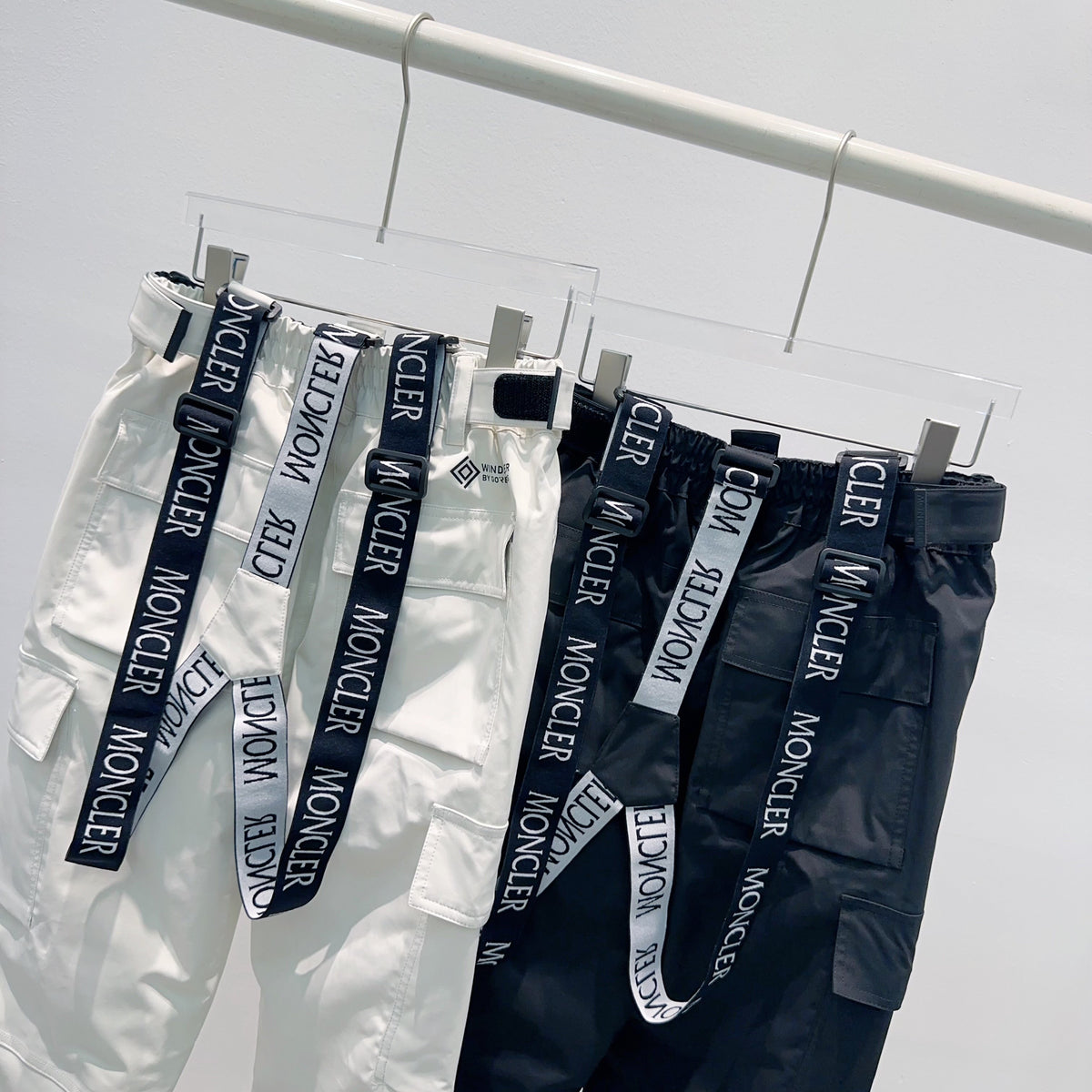 Moncler 26s Pants Cargo Ski Pants Porcelain Nylon 428641