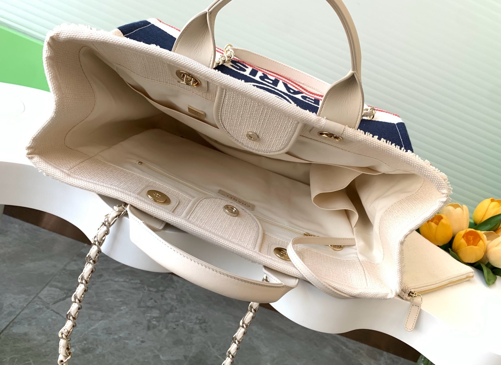 CC 25C ToTe Bag Beige Navy Blue Canvas Fabric 238518