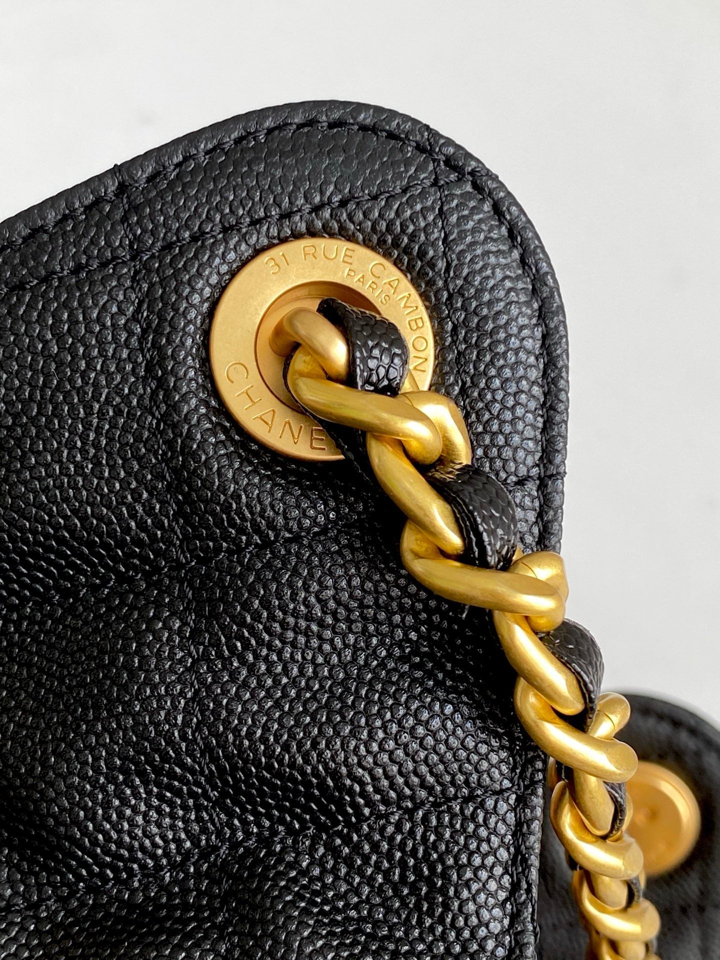 CC 25C Hobo Bags 40cm Black Grained Calfskin