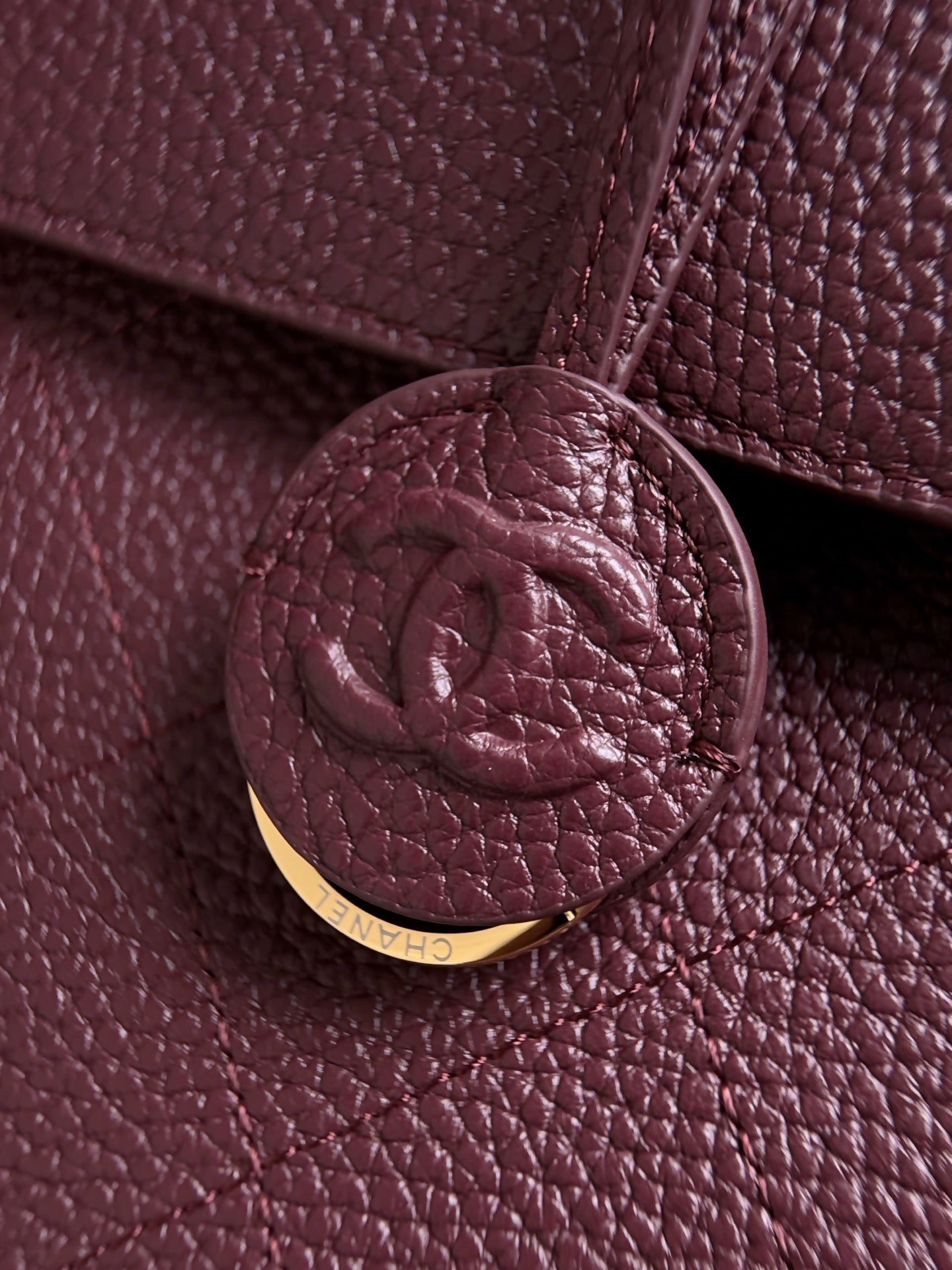 CC 26s Small Shopping Bag Burgundy Calfskin 143385