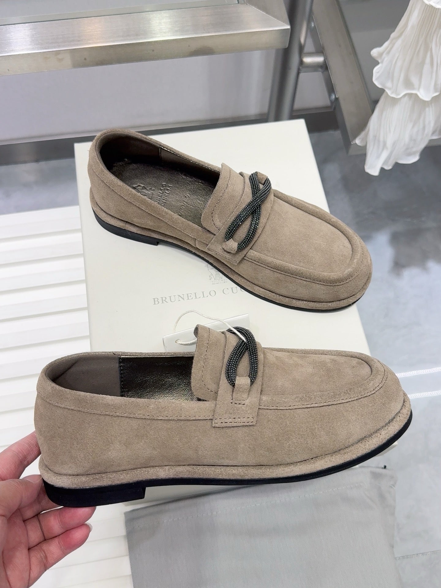 Brunello Women's Striped Shoes Taupe Suede 578031